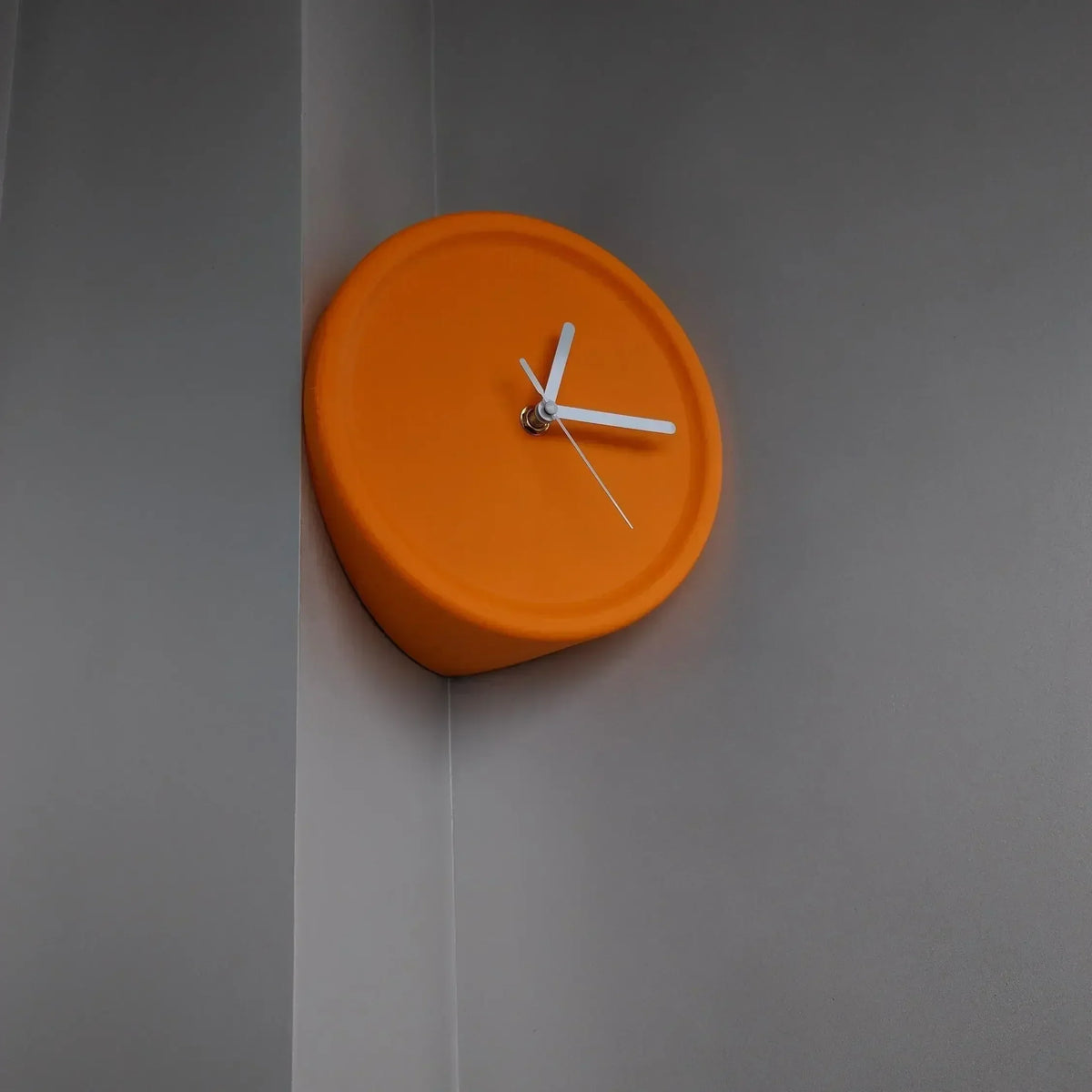 Silent Corner Wall Clock Stylish No Drill Quiet Clock for Home