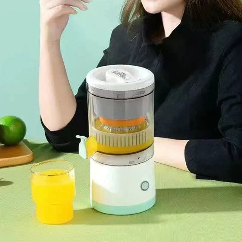 Automatic Electric Citrus Juicer Cordless Portable Fruit Juicer