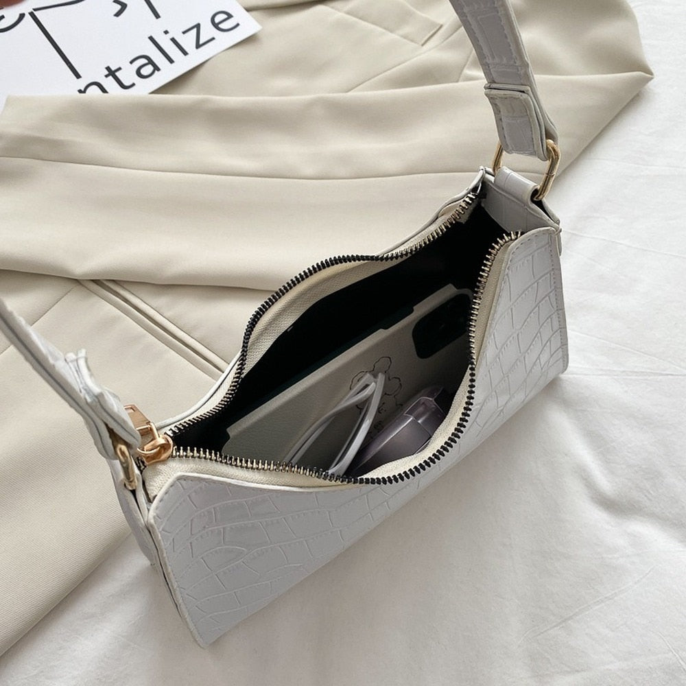 Celine Fashion Handbag Women Shoulder Bag Elegant Retro Purse