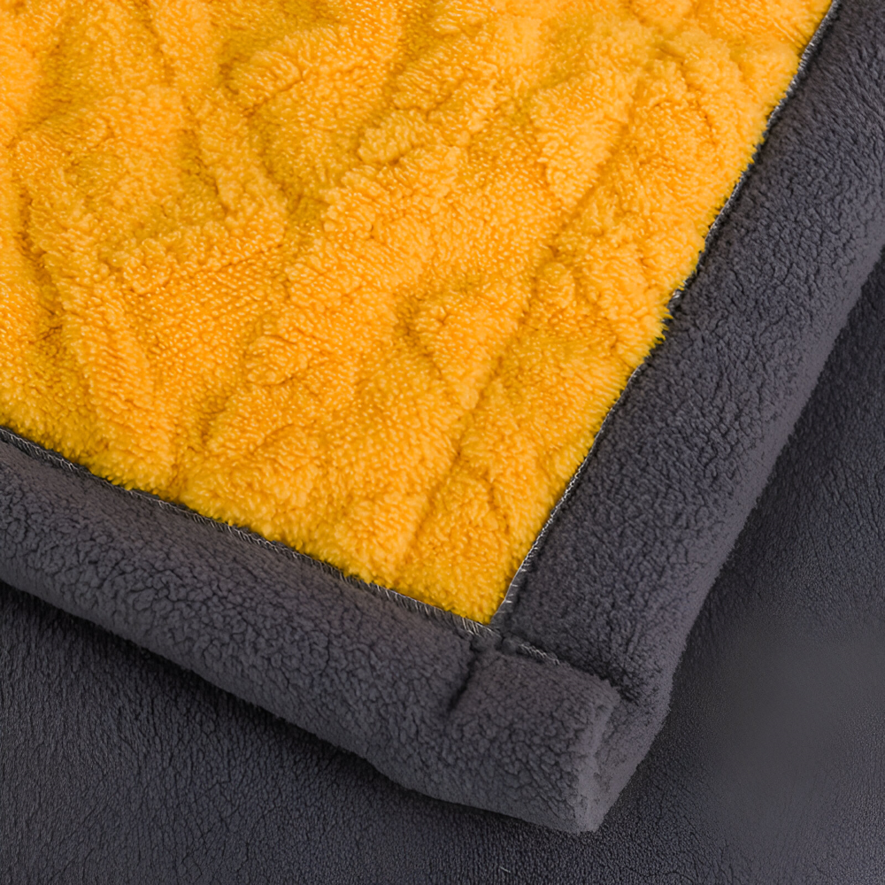 Double Sided Microfiber Fleece Blanket Extra Warm Plush Throw