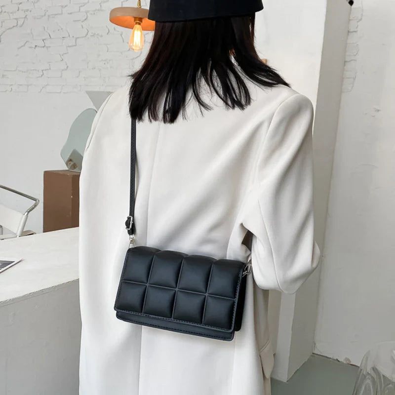 Elegant Crossbody Shoulder Bag Flap Closure Adjustable Strap Everyday Purse