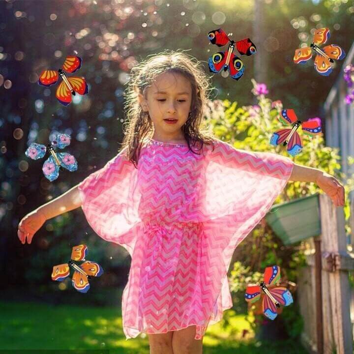 Flying Butterfly Surprise Toy Wind Up Gift Card Decoration