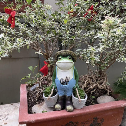 Funny Frog Garden Statue Decorative Resin Frog Planter for Outdoor and Indoor Use