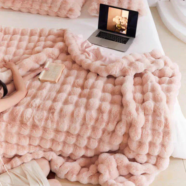 Luxury Soft Faux Fur Blanket Plush Cozy Throw for Sofa Bed and Home