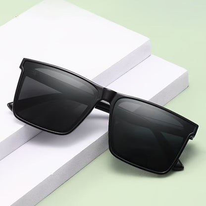 Mens Lightweight Sunglasses Casual Polycarbonate Fashion Eyewear