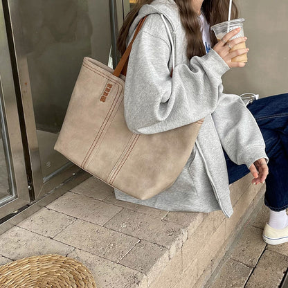 Spacious Shoulder Bag Classic Everyday Crossbody Tote